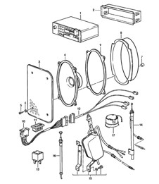 Radio avec 4 haut-parleurs 924 1983>>