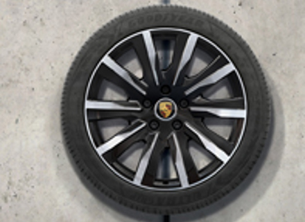 20' Taycan Tequipment Design Alloy Wheels & Winter Tyres Original Porsche - 9J1073600H