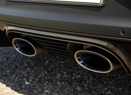 Auspuffblende mittig matt schwarz, Heckstoßstange. Porsche 9YA Cayenne turbo GT Coupe - 9Y3807644OK1