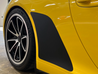 Protections magnétiques MagnaFin contre les projections de pierres. Porsche 991 Carrera / S 2012-19 (carrosserie étroite) - 99150483502, 99150483602, 99150483505, 99150483605 - MF991NB CF HE, MF991NB DB HE