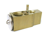 Air conditioning expansion valve. Porsche Boxster / Cayman / 996 / 997 - 99657392900, 99657392901 Air conditioning expansion valve. Porsche Boxster / Cayman / 996 / 997 - 99657392900, 99657392901