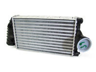 散热器中冷器,右侧。保时捷 996 GT2(OE 零件编号 99611099071 / 99611098971) - 177013N, 99611099071, 99611098971, 8ML376765191, 8ML376765211, 8ML 376 765-191, 8ML 376 765-211 散热器中冷器,右侧。保时捷 996 GT2(OE 零件编号 99611099071 / 99611098971) - 177013N, 99611099071, 99611098971, 8ML376765191, 8ML376765211, 8ML 376 765-191, 8ML 376 765-211