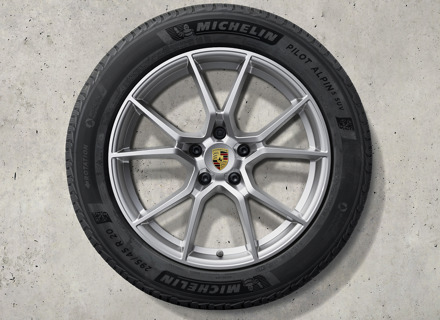 20' Cayenne S Design alloy wheels and winter tyres Original Porsche - 9Y0044603B, 9Y0044633B