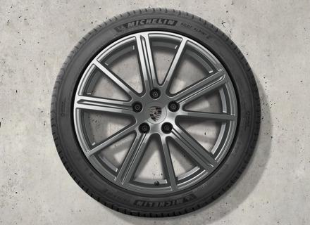 20" Panamera Turbo Leichtmetallfelgen (in Adamantium) und Winterreifen Original Porsche - 976044600B