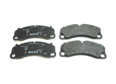 Remblokken, voor. Porsche Cayman GT4 / 991 GT3 - 99135194782, 99135194783, 99135194784, 9GT698151G, 99135194781 - 2556601, P65048