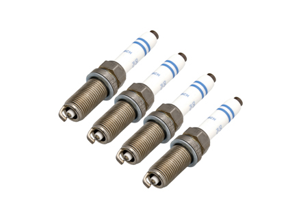 Bougies d'allumage (lot de 4). Porsche 95B.1 Macan / 95B.2 Macan / 9YA Cayenne - 95890560100