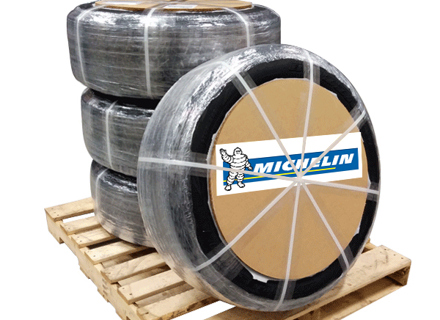 21' Michelin tyres package 2 x 265/40/21  2 x 295/35/21