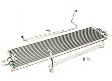 Refroidisseur d'huile de boîte de vitesses/transmission avec tuyaux pour Porsche 955 Cayenne / 957 Cayenne (pièce d'origine). - 95530701700, 95530701703, 95530717108, 95530717208 - CLC49000P