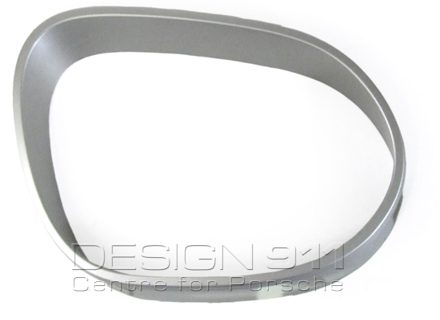 Tail Pipe Surround Cover. Porsche 957 Cayenne / S / Diesel - 95550583801U90, 95550583701U90