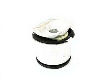 Cuscinetto della boccola anteriore del sottotelaio della sospensione posteriore. PorscheMacan - 8R0505145K, 95B505145