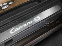 Side Sills Trims in Stainless Steel with Logo, Illuminated. Porsche 991 (911) 2014>> - 99104480010, 99104480011, 99104480012, 99104480013, 99104480210, 99104480211, 99104480212, 99104480213, 99104480014, 99104480015, 99104480016, 99104480017, 99104480018 Side Sills Trims in Stainless Steel with Logo, Illuminated. Porsche 991 (911) 2014>> - 99104480010, 99104480011, 99104480012, 99104480013, 99104480210, 99104480211, 99104480212, 99104480213, 99104480014, 99104480015, 99104480016, 99104480017, 99104480018