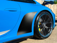 Protectores de bajos MagnaFin WrapFin estilo "aleta de tiburón". Porsche 992 / S / GTS / GT3 - 992809691, 992809692, 992809691B, 992809692B, 992044870, 992044871 - WF992C
