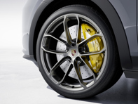 Front 22-inch GT Design Alloy wheel, in Platinum Satin-matt. Porsche 9YA / 9YB Cayenne - 9Y3601025APOB5, 9Y3601025BAOB5 Front 22-inch GT Design Alloy wheel, in Platinum Satin-matt. Porsche 9YA / 9YB Cayenne - 9Y3601025APOB5, 9Y3601025BAOB5