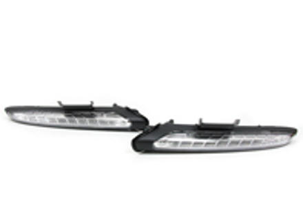Indicatori di direzione anteriori, Coppia. Porsche 958 Cayenne GTS/Turbo 2011-14 - 95863118110, 95863118210