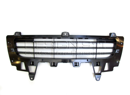 Front bumper centre grill. Porsche 957 Cayenne - 955505683109B9
