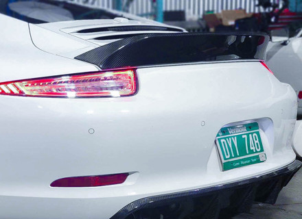 Carbon ducktail and rear diffuser kit. Porsche 991.1