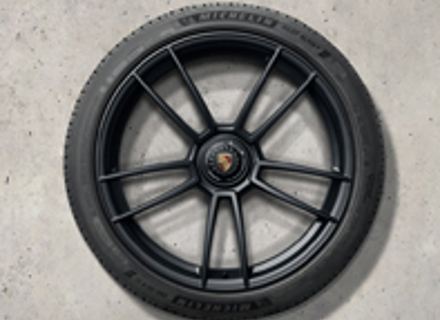 20'/21' 911 Turbo S, in Black (satin-gloss) Alloy Wheels & Winter Tyres Original Porsche for 992 (911) GTS models - 992044601BA