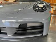前保险杠侧格栅金属丝网。保时捷 992.2 Carrera 2 - 992.2STDGRILLES 前保险杠侧格栅金属丝网。保时捷 992.2 Carrera 2 - 992.2STDGRILLES
