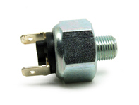 刹车灯开关 2 针。保时捷 911 86-89 - 113945515H