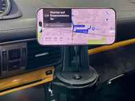 Smartphone holder and charger. Porsche 997 / 991 / 987 / 981 / 718 / 970 - 99755229403, 99755229304, 99155219400V08, 99155219300V08, 99155219490B3T, 99155219390B3T, 99155298020, 99155298021, 99155298022, 99155298023, 99155298123, 99155298024, 99155298124, 99155298120, 99155298121