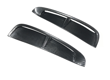Carbon fibre front wing air outlet panel. Porsche 971.1 Panamera - SDP971-06
