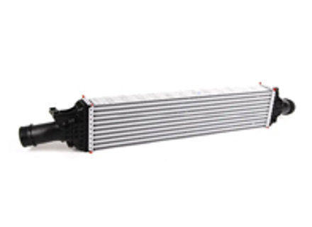 Intercooler. PorscheMacan 2.0L - 8K0145805P, 8K0145805G - CI170000P, AI4294, 96567, 702LK00005, 8ML376746191, 03004294, 07103111, 351319202260, 487025N, 731012, 801M23A, MST226, 818601, 105209, DAA012TT, V10600035, 342600