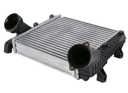 LEFT Radiator Intercooler. Porsche 955 Cayenne Turbo 4.5L 2003-06 - 95511080300, 95511080400, 8ML376723471, 8ML376723481, 95511080301, 95511080401, 7L0.145.803.E, 7L0145803E, 7L6.145.803E, 7L6145803E, 95511080402, 95514580301 - IR22002