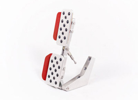 Rennline REV3 2PC 踏板组带孔。保时捷 986 Boxster / 996 Tiptronic - A13.3P22, A133P22