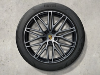 Cerchi in lega Cayenne RS Spyder Design da 22" e pneumatici estivi Originali Porsche - 9Y0044643U Cerchi in lega Cayenne RS Spyder Design da 22" e pneumatici estivi Originali Porsche - 9Y0044643U