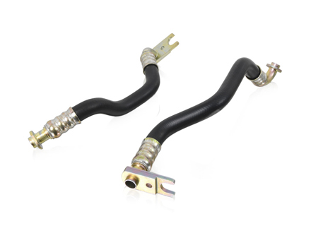 Tubo del motor al enfriador de aceite. Porsche 944 S2 1990 en adelante - 94420701103, 94420701105