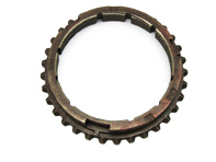 Syncro ring 5th gear. Porsche 924 / 924S / 944 - 014311295E Syncro ring 5th gear. Porsche 924 / 924S / 944 - 014311295E