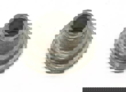 Valve spring seat inlet and exhaust. Porsche 911 / 964 / 914/6 - 90110542104