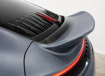 Aileron arrière fixe en fibre de carbone de type « queue de canard ». Porsche 992.1 / 992.2 - 992.25.13.BC, 992.25.13.VGC, 992.25.13.PR