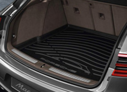 行李箱衬垫，扁平。保时捷 Macan - 95B04480048