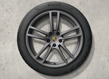 21' Cayenne Turbo in Vesuvius Grey alloy wheels and summer tyres Original Porsche - 9Y0044643K