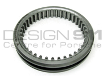 3rd Gear Shift Sleeve. Porsche 924 - 92830241313, 92830241308