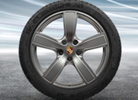 20' Cayenne Sport Classic Alloy Wheels & Winter Tyres Original Porsche - 9Y0044600E, 9Y0044610E