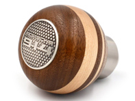 Walnut and maple wood gearshift knob. Porsche 914 - 90142401400 Walnut and maple wood gearshift knob. Porsche 914 - 90142401400