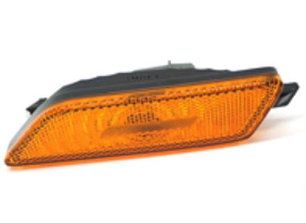 Side repeaters lamp, in Amber. Porsche 95B Macan - 95B945119, 95B945120