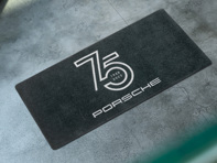 Porsche 75 years of Porsche design garage mat - 9Y0044070C Porsche 75 years of Porsche design garage mat - 9Y0044070C