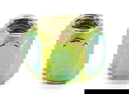 Rear wheel hub lock nut. Porsche 911 84-89 / 944 86 >> / 944 S2 / 986 / 924S / 928 - 90091009302, 90091009303