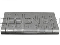 Batteriekastenboden. Porsche 356 (1950-55) - 64450103700 - P100A, PP100A