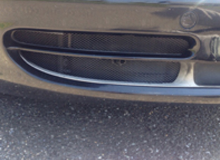 前保险杠侧格栅金属丝网套件。保时捷 996 Gen 1