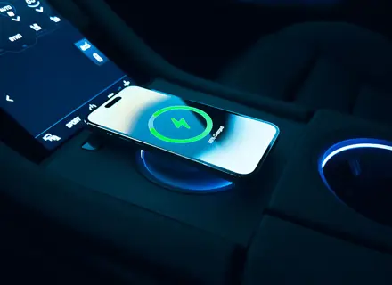 Kabelloses Telefonladegerät mit Magsafe. Porsche Taycan - 9J1864365D5Q0, 9J1864365D, 9J1864365DOZ1, 9J1864365DOS8, 9J1864365E, 9J1864365EOZ1, 9J1864365EOS8