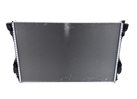 Beschädigter Wasserkühler für Porsche 970 Panamera - 97010613103, 97010613102, 59172, 8MK376755671 - CR1163000P