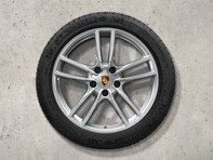 Llantas de aleación de 20" Cayenne Sport Design y neumáticos de invierno Original Porsche - 9Y0044603A, 9Y0044633A Llantas de aleación de 20" Cayenne Sport Design y neumáticos de invierno Original Porsche - 9Y0044603A, 9Y0044633A
