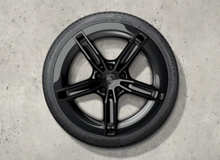 21-inch Mission E design winter wheel-and-tyre set, painted in black (high-gloss). Porsche Taycan (MK2) 2024>> - 9J1073603KB - 9J1073603KB