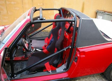 Roll cage 6 point bolt in with universal door bars. Porsche 914