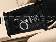 Interface audio universelle (AUX, USB par exemple pour iPod®). Porsche Panamera 2014>> - 97004490134 Interface audio universelle (AUX, USB par exemple pour iPod®). Porsche Panamera 2014>> - 97004490134