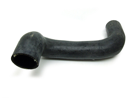 散热器顶部软管至恒温器管。保时捷 944 Turbo 1985-91 - 95110624101